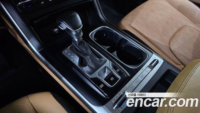 Kia Canival 2021 — photo 9