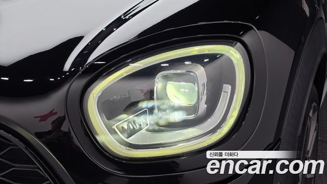 Mini Countryman 2022 — photo 8