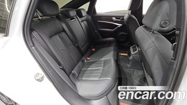 Audi A6 2020 — photo 18