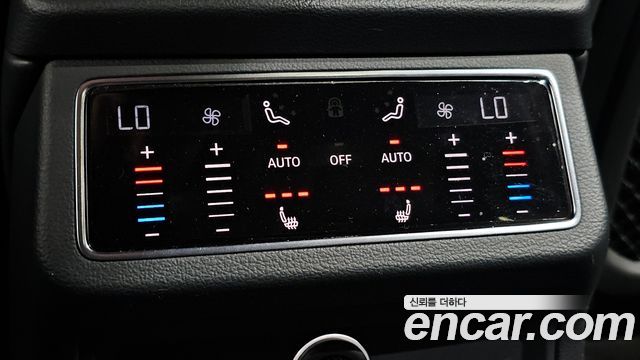 Audi A6 2020 — photo 25