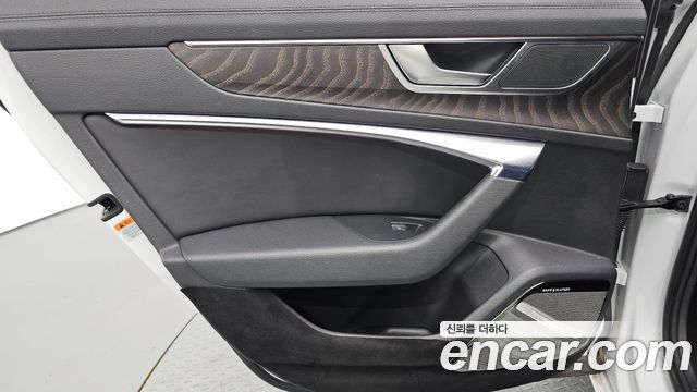Audi A6 2020 — photo 15