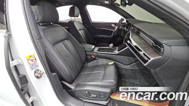 Audi A6 2020 — photo 16