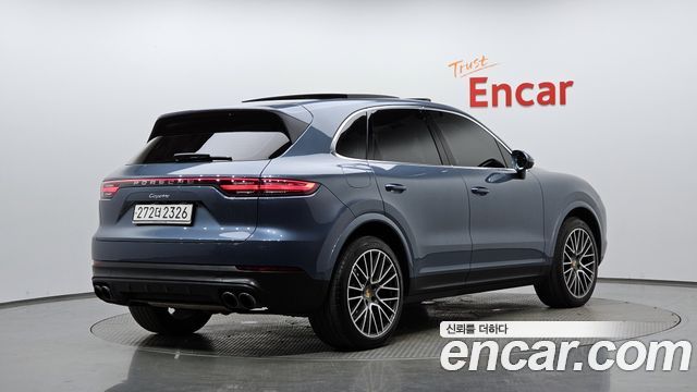 Porsche Cayenne 2020 — photo 2