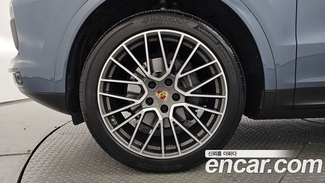 Porsche Cayenne 2020 — photo 5