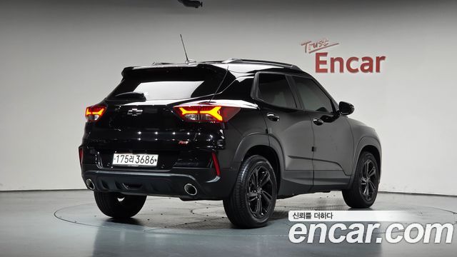 Chevrolet Korea Trailblazer 2022 — photo 2