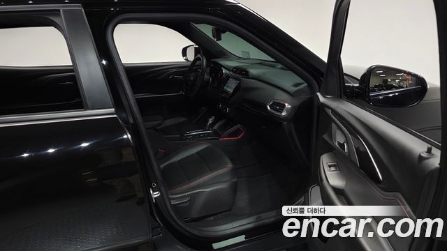 Chevrolet Korea Trailblazer 2022 — photo 17