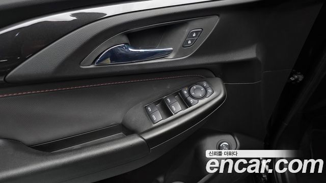 Chevrolet Korea Trailblazer 2022 — photo 24