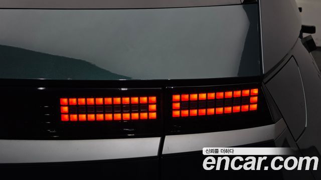 Hyundai Ioniq5 2023 — photo 9