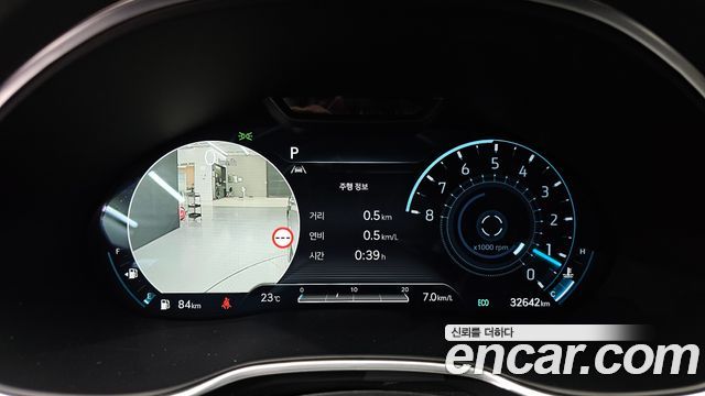 Genesis G80 2023 — photo 11