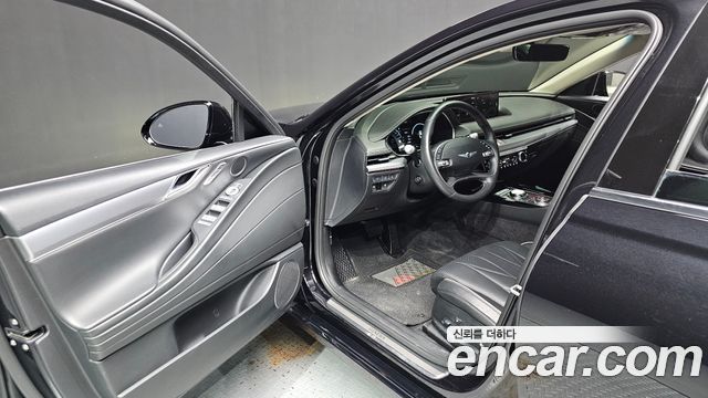 Genesis G80 2023 — photo 13