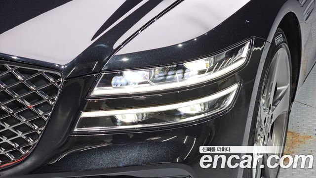 Genesis G80 2023 — photo 8