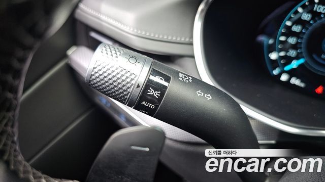 Genesis G80 2023 — photo 27
