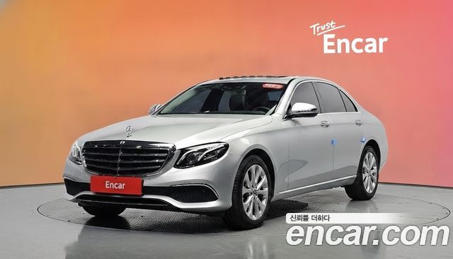 Mercedes-Benz E-Class 2017 — photo 1
