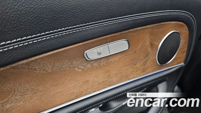 Mercedes-Benz E-Class 2017 — photo 29