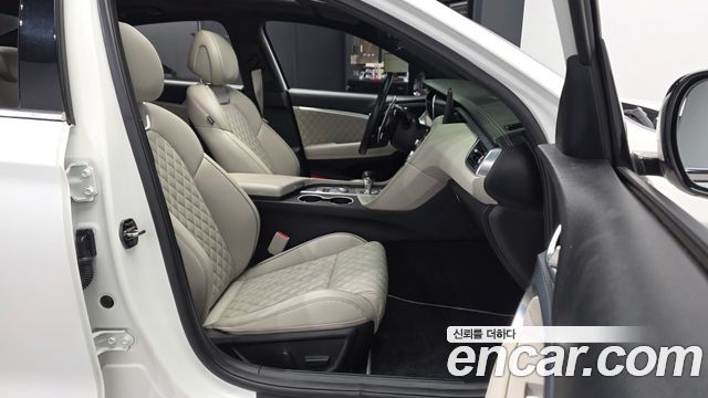 Genesis G70 2021 — photo 17