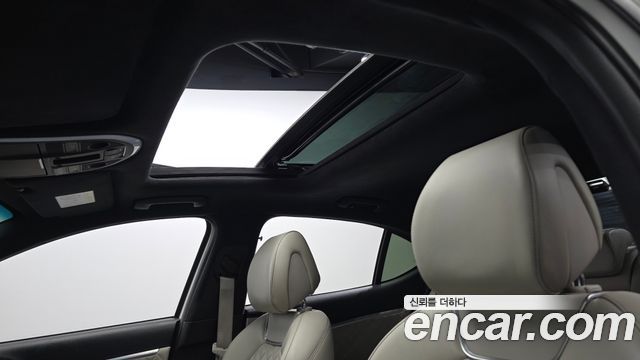 Genesis G70 2021 — photo 24