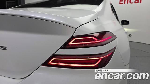 Genesis G70 2021 — photo 9