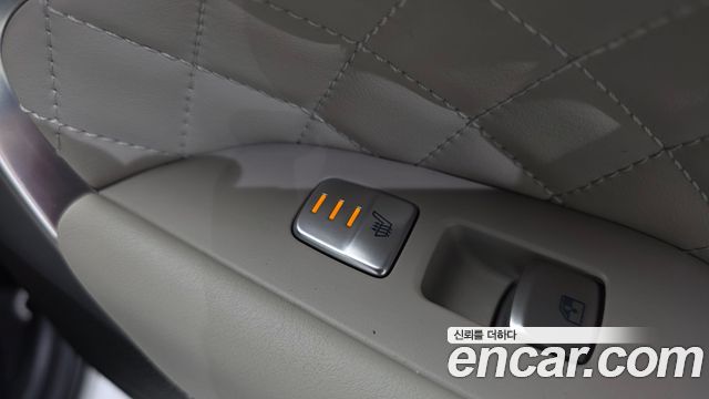 Genesis G70 2021 — photo 30