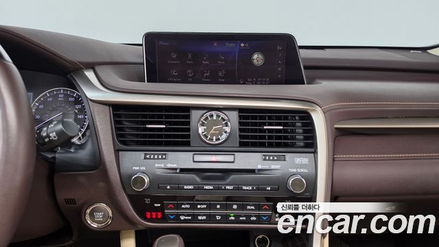 Lexus RX 2018 — photo 19