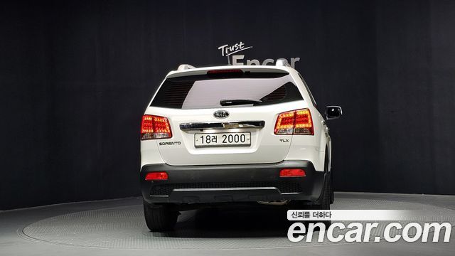 Kia Sorento 2011 — photo 4