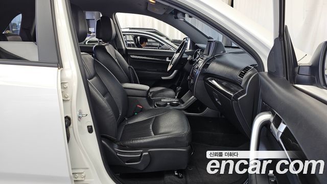 Kia Sorento 2011 — photo 11