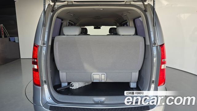 Hyundai Starex 2013 — photo 26