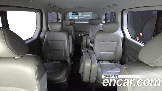 Hyundai Starex 2013 — photo 29
