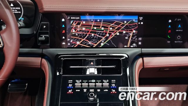 Porsche Panamera 2025 — photo 24