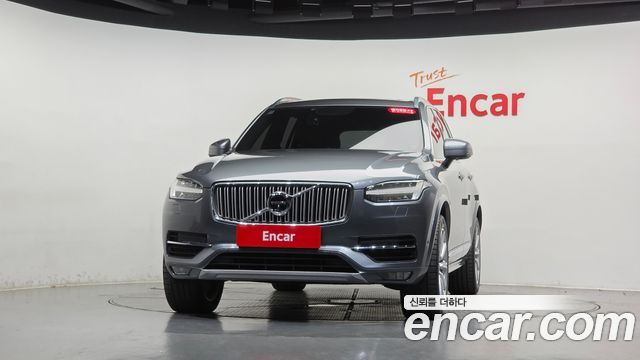 Volvo XC90 2018 — photo 3