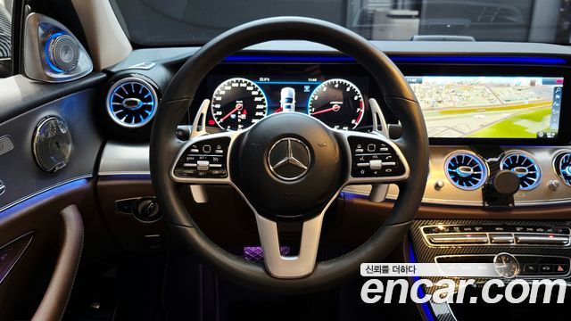 Mercedes-Benz E-Class 2019 — photo 21