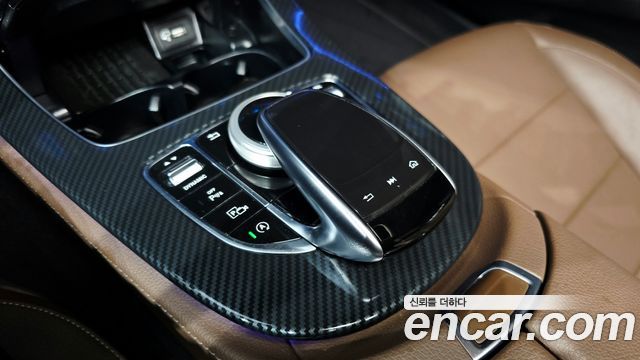 Mercedes-Benz E-Class 2019 — photo 29