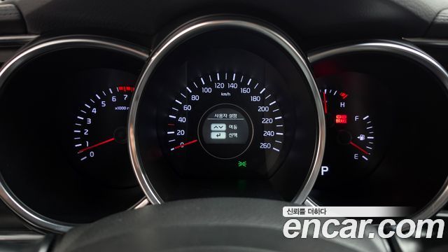Kia K5 2014 — photo 8