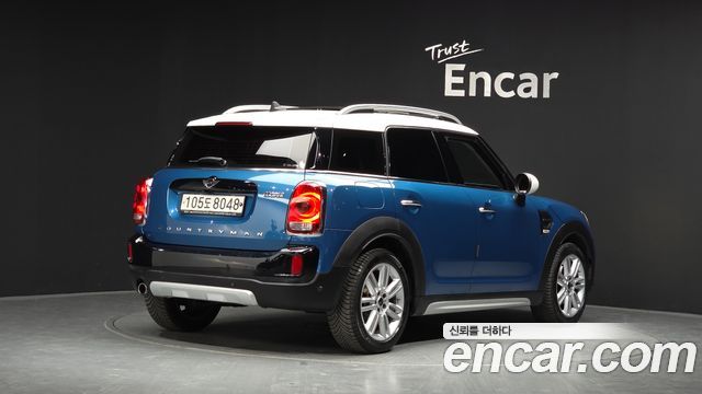 Mini Countryman 2019 — photo 2
