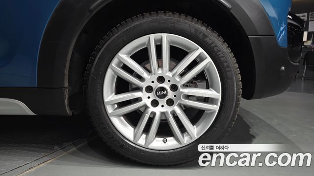 Mini Countryman 2019 — photo 7