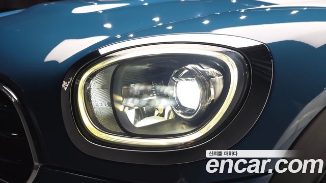 Mini Countryman 2019 — photo 8