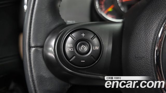 Mini Countryman 2019 — photo 36