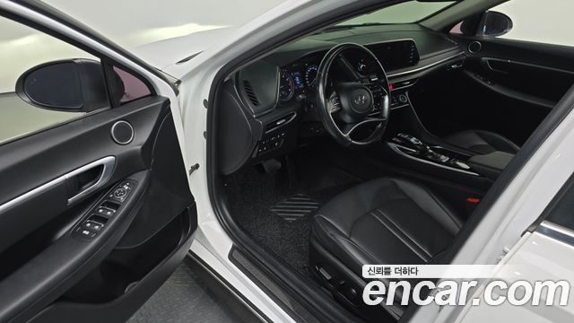 Hyundai Sonata 2021 — photo 13