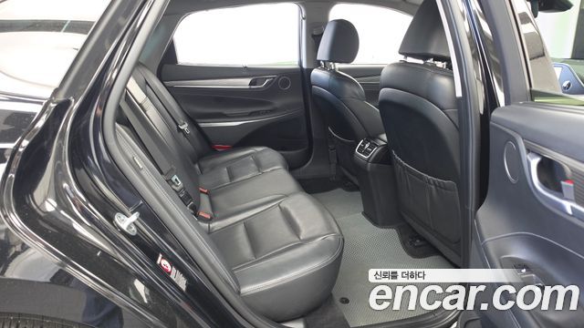 Hyundai Grandeur 2018 — photo 18