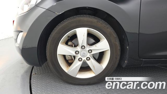 Hyundai AVANTE 2014 — photo 5