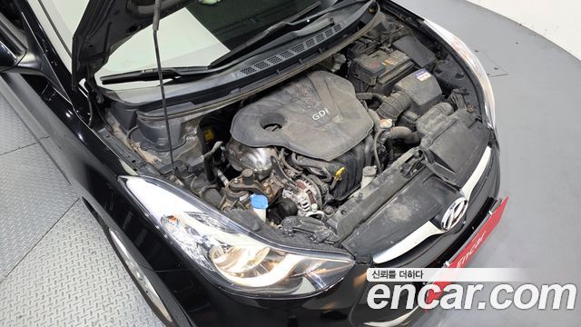 Hyundai AVANTE 2014 — photo 6
