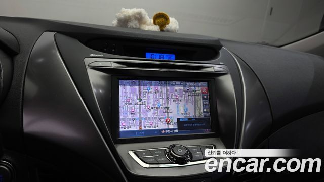 Hyundai AVANTE 2014 — photo 14