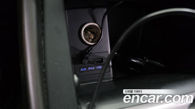 Hyundai AVANTE 2014 — photo 17