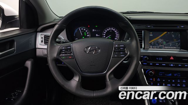 Hyundai Sonata 2016 — photo 21