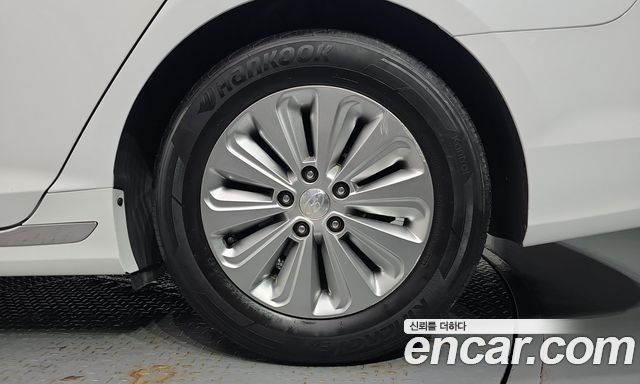Hyundai Sonata 2016 — photo 7