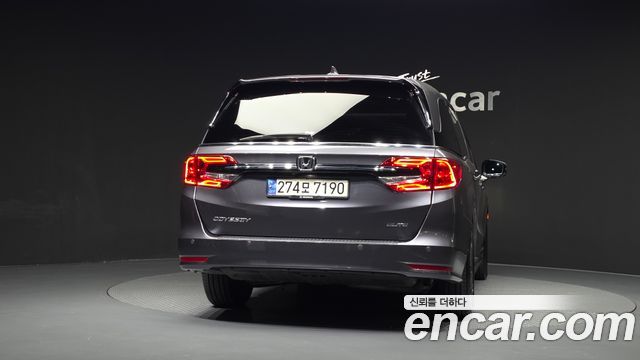 Honda Odyssey 2021 — photo 4