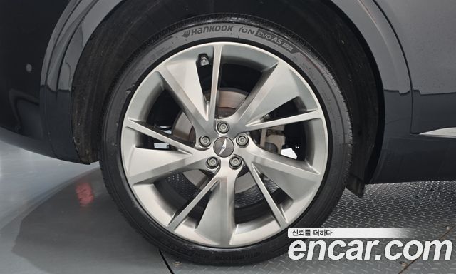 Genesis GV70 2021 — photo 5