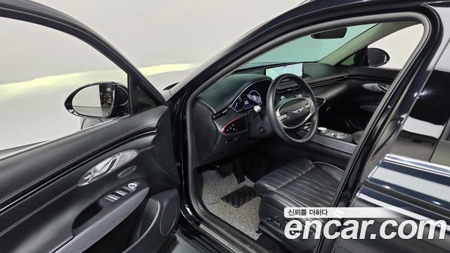 Genesis GV70 2021 — photo 13