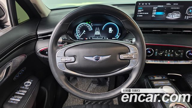 Genesis GV70 2021 — photo 18