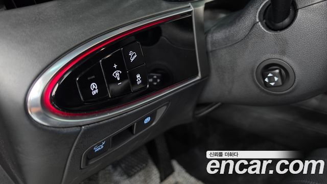 Genesis GV70 2021 — photo 26