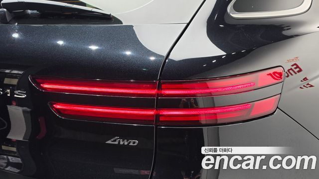 Genesis GV70 2021 — photo 9
